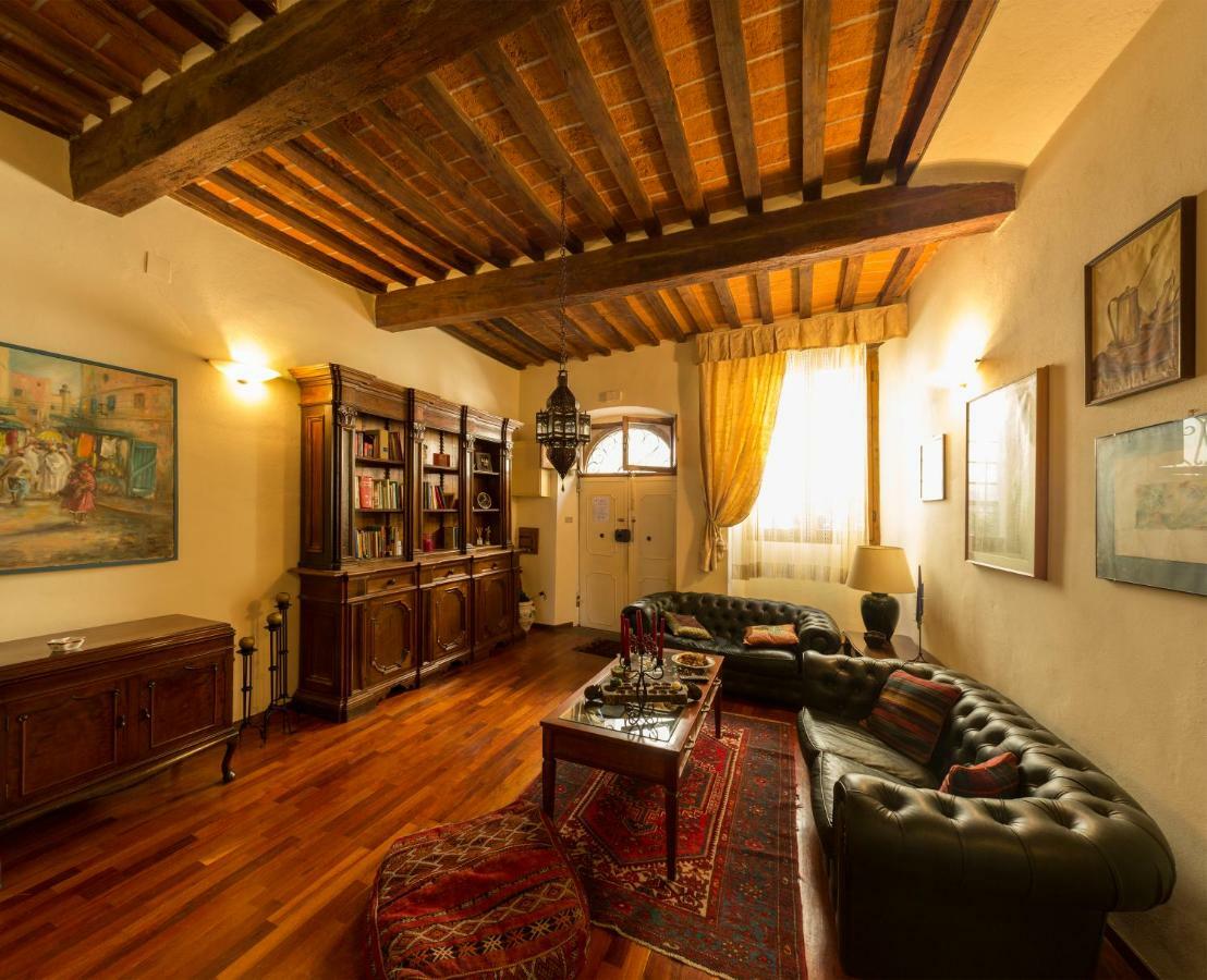 La Casa Del Viaggiatore Castiglion Fiorentino Luaran gambar